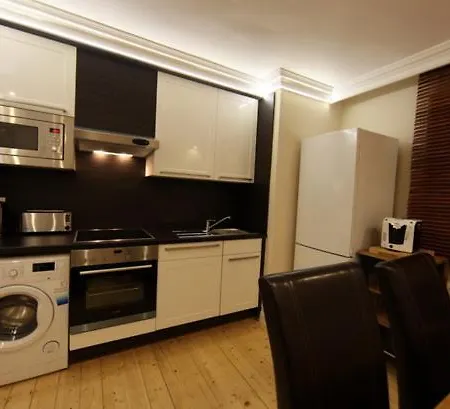 Apartament Golden *