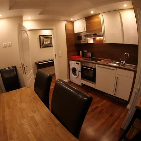 Golden Apartament Essen